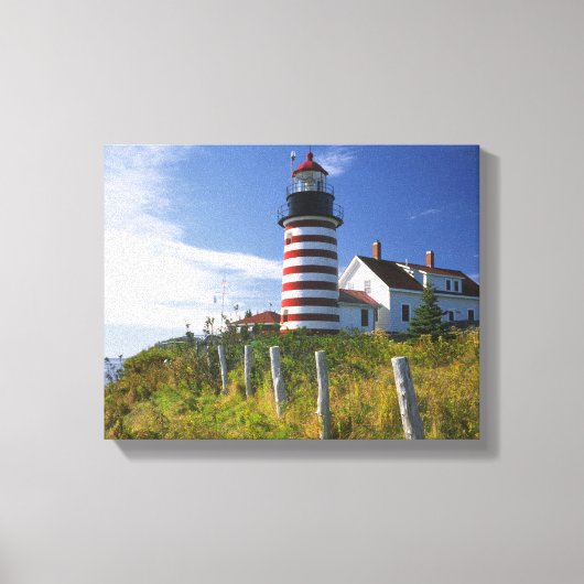 VS, Maine, Lubec. West Quoddy Head Lighthouse Canvas Afdruk (Voorkant)