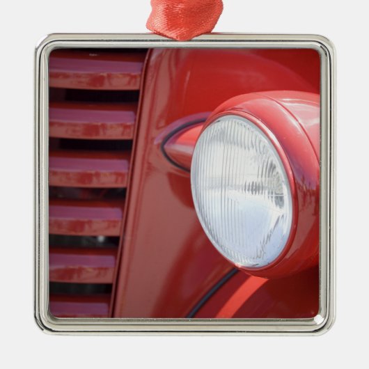 VS, Maine, Owl's hoofd. Koplicht en gedeeltelijk Metalen Ornament (Voorkant)