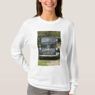 VS, MASSACHUSETTS, Martha's Vineyard: West 4 T-shirt
