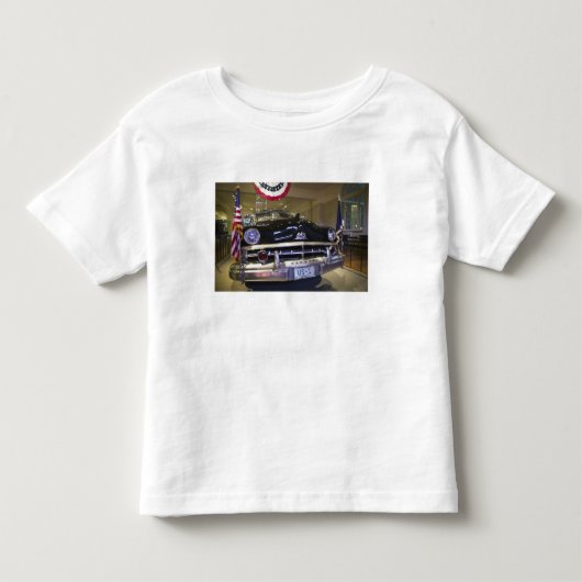 VS, Michigan, Dearborn: The Henry Ford Museum, 2 Kinder Shirts (Voorkant)