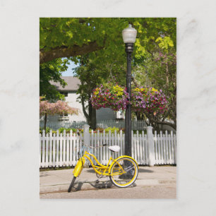 VS, Michigan, Mackinac Island. Gele fiets Briefkaart