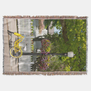 VS, Michigan, Mackinac Island. Gele fiets Deken