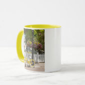 VS, Michigan, Mackinac Island. Yellow Bike Mok (Voorkant links)