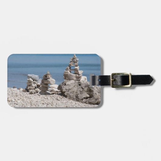 VS, Michigan. Stenen Torens Op Het Strand Bagagelabel (Voorkant horizontaal)