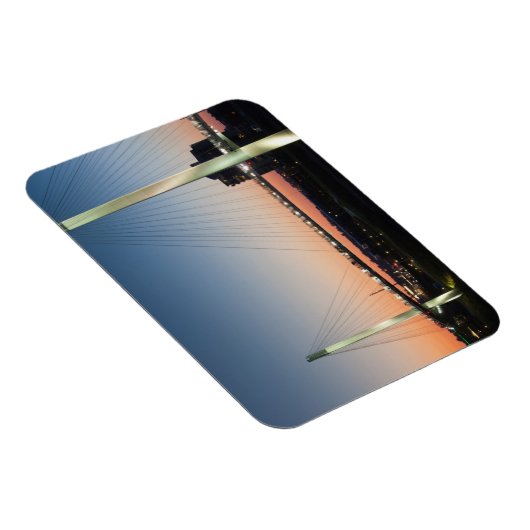 VS, Nebraska, Omaha, Bob Kerrey Pedestrian Magneet (Rechterzijde)