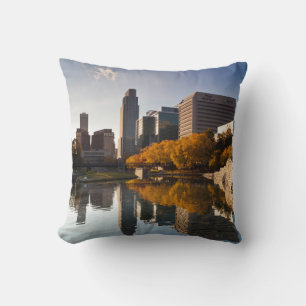 VS, Nebraska, Omaha, Gene Leahy Mall, Skyline Kussen