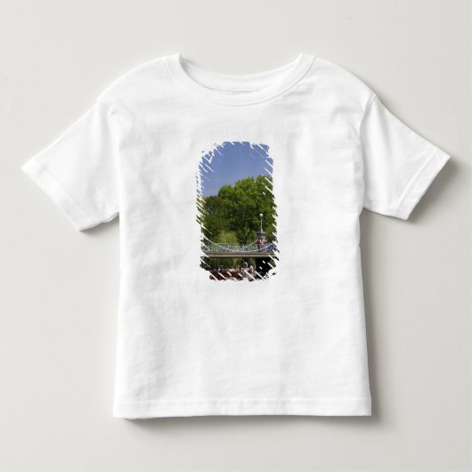 VS, New England, Massachusetts, Boston, 2 Kinder Shirts (Voorkant)