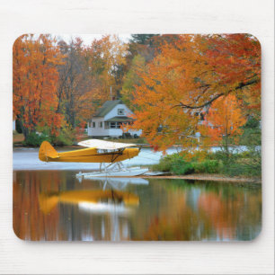 VS, New England, New Hampshire. Drijfvliegtuig Muismat