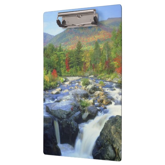 VS, New York. Een waterval in de Adirondack Klembord (Links)