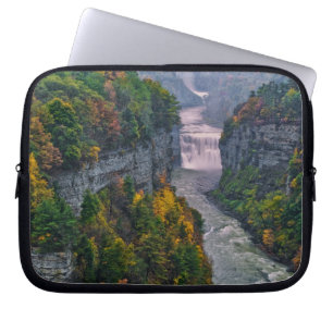VS, New York, Letchworth State Park. Rivier en Laptop Sleeve