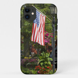 VS, New York, Lewiston. Amerikaanse vlag bevestigd iPhone 11 Hoesje