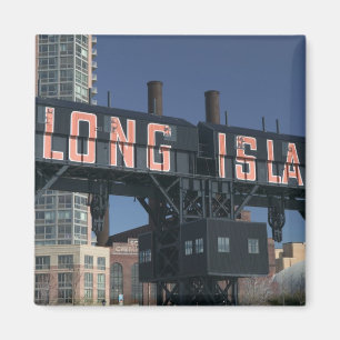 VS, New York, New York City, Queens: Lang Magneet