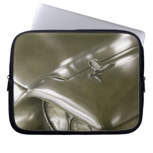 VS, Ohio, Cleveland: Western Reserve Historical Laptop Sleeve