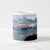 VS, Oregon, Bandon Beach. Seagull op rock Grote Koffiekop (Voorkant)