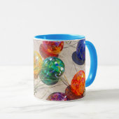 VS, Oregon. Kleurrijke glasvezel op zand duin Mok (Voorkant rechts)