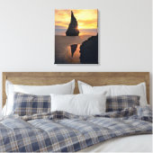 VS, Oregon. Rotsformatie bij zonsondergang Canvas Afdruk (Insitu (Slaapkamer))