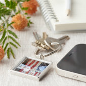 VS, Oregon, Shaniko. Markering in venster naast Sleutelhanger (Zijkant)