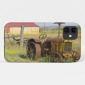 VS, Oregon, Shaniko. Roestige oude tractor in Case-Mate iPhone Case (Achterkant (horizontaal))