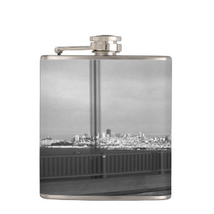  VS San Francisco Golden Gate Bridge Heupfles