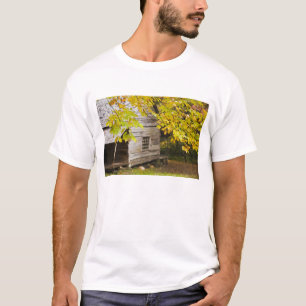 VS, Tennessee, Gatlinburg. Great Smoky T-shirt
