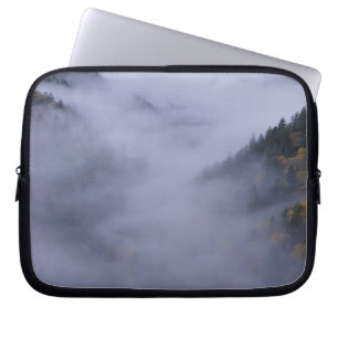 VS, Tennessee. Great Smokey Mountains National Laptop Sleeve