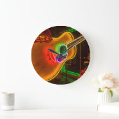 VS, Texas, Austin. Neon Guitar bij Blackmail Grote Klok (Huis)