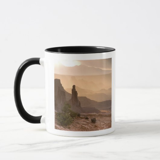 VS; Utah; Canyonlands National Park. Uitzicht op Mok (Links)