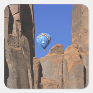 VS, Utah, Monument Valley. Een regenboog hete-luch Vierkante Sticker