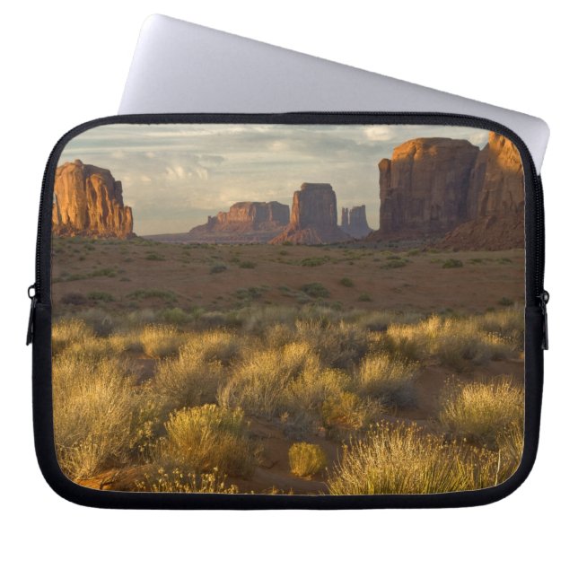 VS, Utah, Monument Valley National Park. Laptop Sleeve (Voorkant)