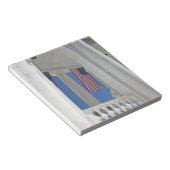 VS, VA, Arlington. Amerikaanse vlaggen hangen aan Notitieblok (Schuin)