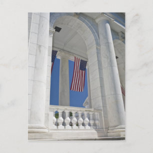 VS, VA, Arlington. Amerikaanse vlaggen hangen Briefkaart