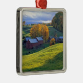 VS, Vermont, Boerderij Jenne. Roterende groene heu Metalen Ornament (Rechts)