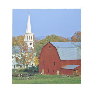 VS, Vermont, Peacham. Een rode schuur en witte Notitieblok