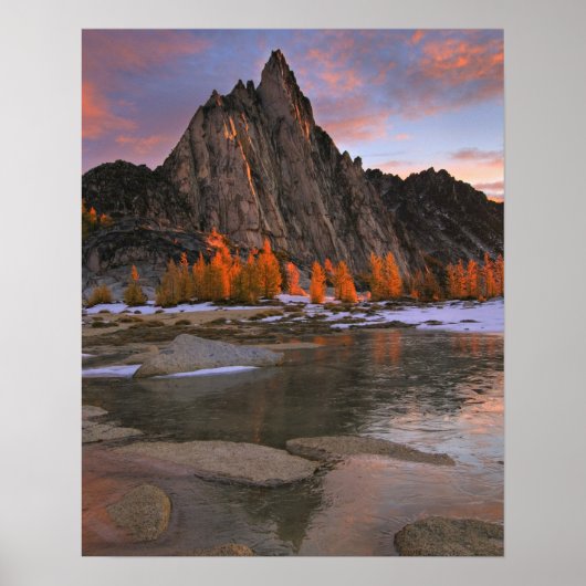 VS, Washington, Cascade Mountains. Prusik Peak Poster (Voorkant)