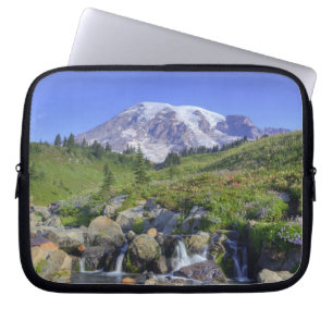 VS, Washington, Mt. Rainier NP, Mt. Rainier en 2 Laptop Sleeve