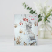 Vuildieren die met muizen bessen op sneeuwscène briefkaart (Staand voorkant)