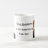 Vulgarity is geen vervanging voor koffiemok (Center)
