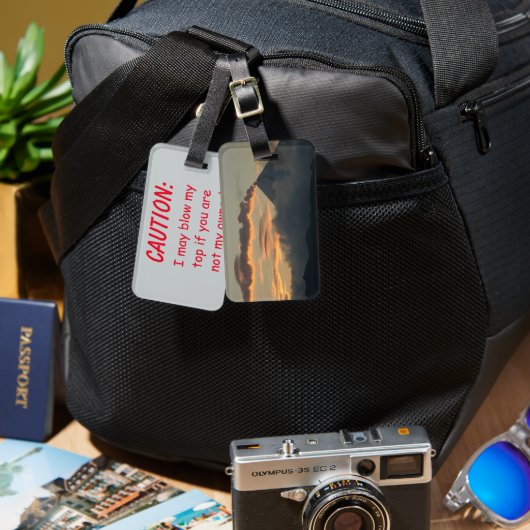 Vulkaan op Sunset Alaska Caution Bagagelabel (Voorkant /achterkant)