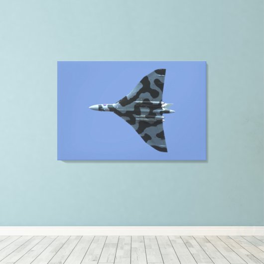 Vulkaanbommenwerper in vlucht canvas afdruk (Insitu (Houten vloer))