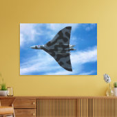 Vulkaanbommenwerper in vlucht canvas afdruk (Insitu (Woonkamer))