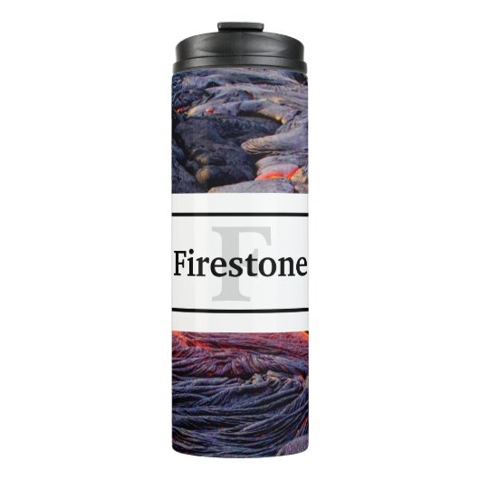 Vulkanische lavastroom met Jouw naam en monogram Thermosbeker (Voorkant)