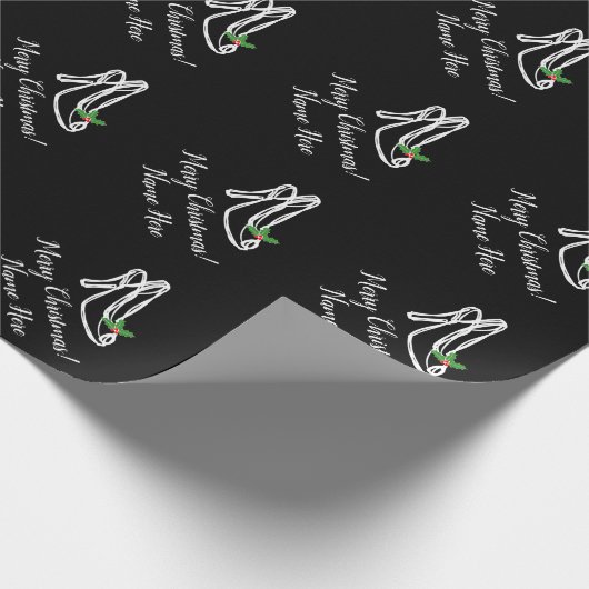 Vun damesschoen met hoge hiel, met zwarte kerst cadeaupapier (Hoek)