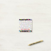 Vun, liefdevol, kleurrijk hartenpatroon en aangepa post-it® notes (Op bureau)