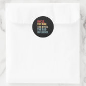 vun oom Man Myth Bad Influence Funny Ronde Sticker (Tas)