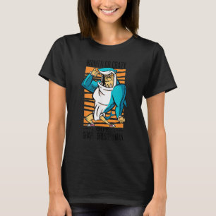 Vun vrouwen gaan gek over een haaiengekleed Man T-shirt