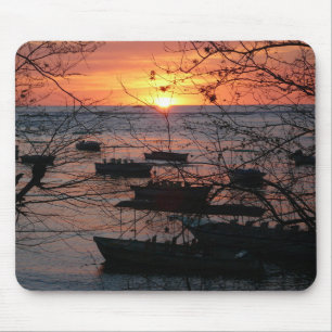 Vurige Costa Ricaanse zonsondergang in Tamarindo Muismat