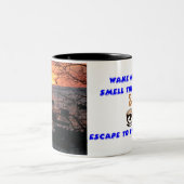 Vurige Costa Ricaanse zonsondergang in Tamarindo Tweekleurige Koffiemok (Center)