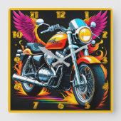Vurige motorfiets met levendige vleugels in zonson vierkante klok (Voorkant)