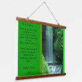 Vuur en ijs met waterval in het groene bos hangend wandkleed (Gebogen)