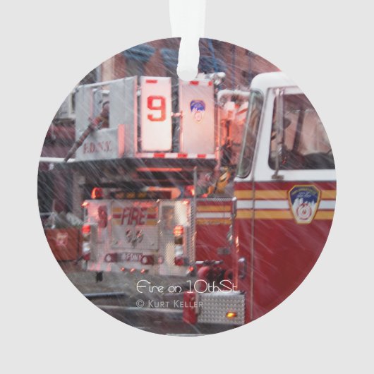 Vuur op 10e ST Ornament (achterkant)